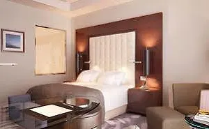 Hilton & Residences 5*, Riad Arabia Saudí